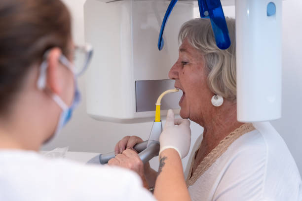 Best Weekend Emergency Dentist in Palmhurst, TX